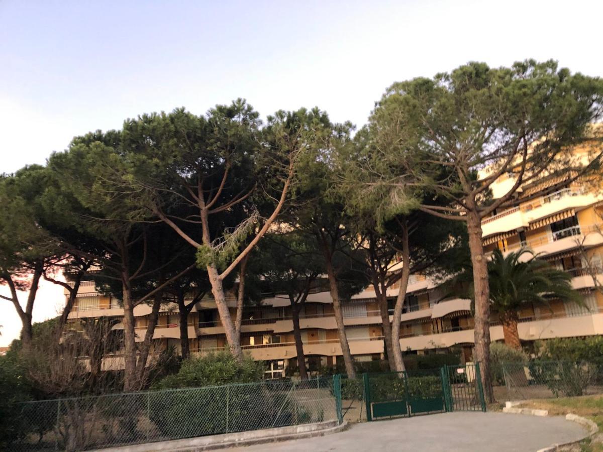 Residence La Miougrano Frejus Plage Buitenkant foto